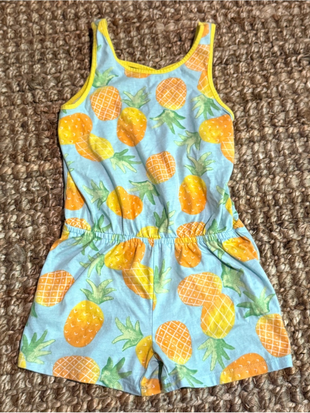Spring/Summer Little Girls’ 4 Piece Clothing Bundle - Picture 10 of 16